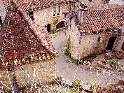 street scene, St Cirq-Lapopie